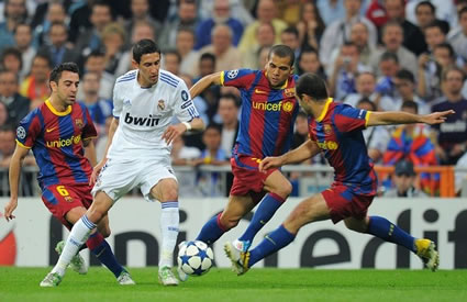 barcelona_defending